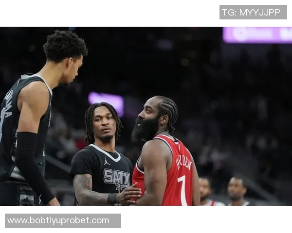 卢指导强调哈登比尔小卡祖巴茨首发组合需寻找最佳化学反应