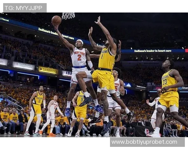 布克单骑难救主全场最高32分难阻对手逆袭第三节独得19分表现耀眼 布克单骑难救主全场最高32分难阻对手逆袭第三节独得19分表现耀眼